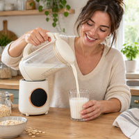 Machine à lait végétal en utilisation