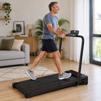 Tapis de marche pliable avec pente en utilisation
